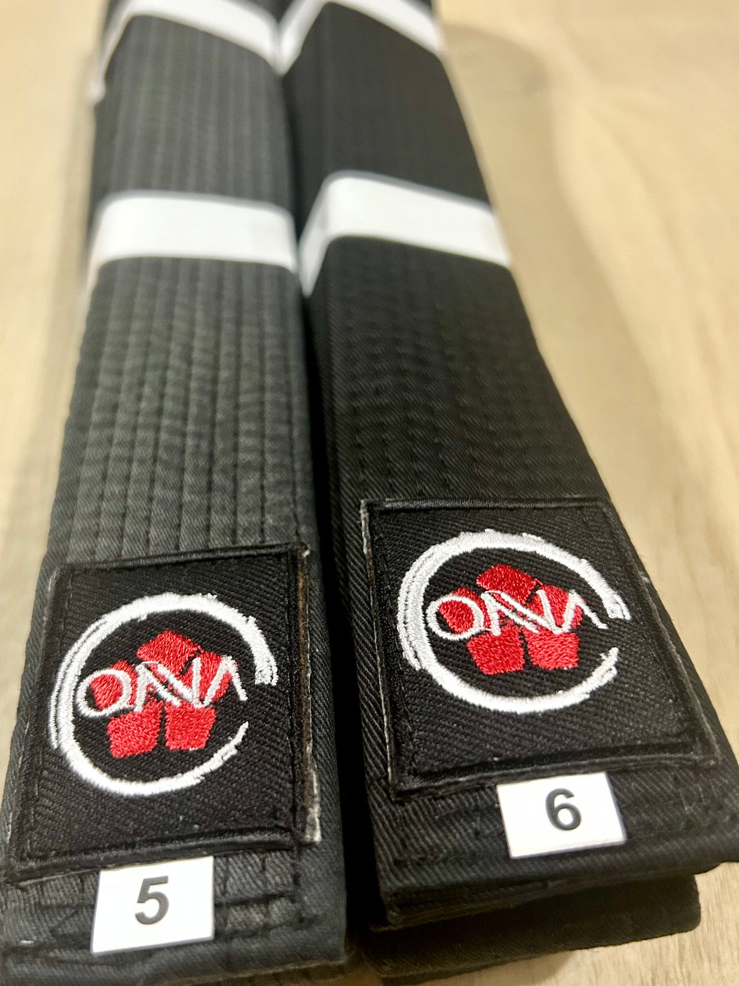 Deluxe black belt and pre washed black belt 